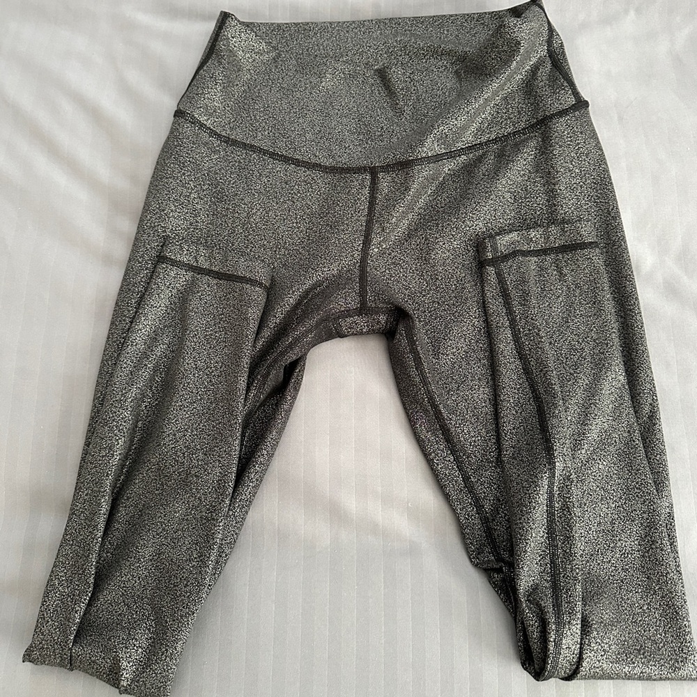 Lululemon wunder under high waisted leggings shimmer pants black silver size 10
